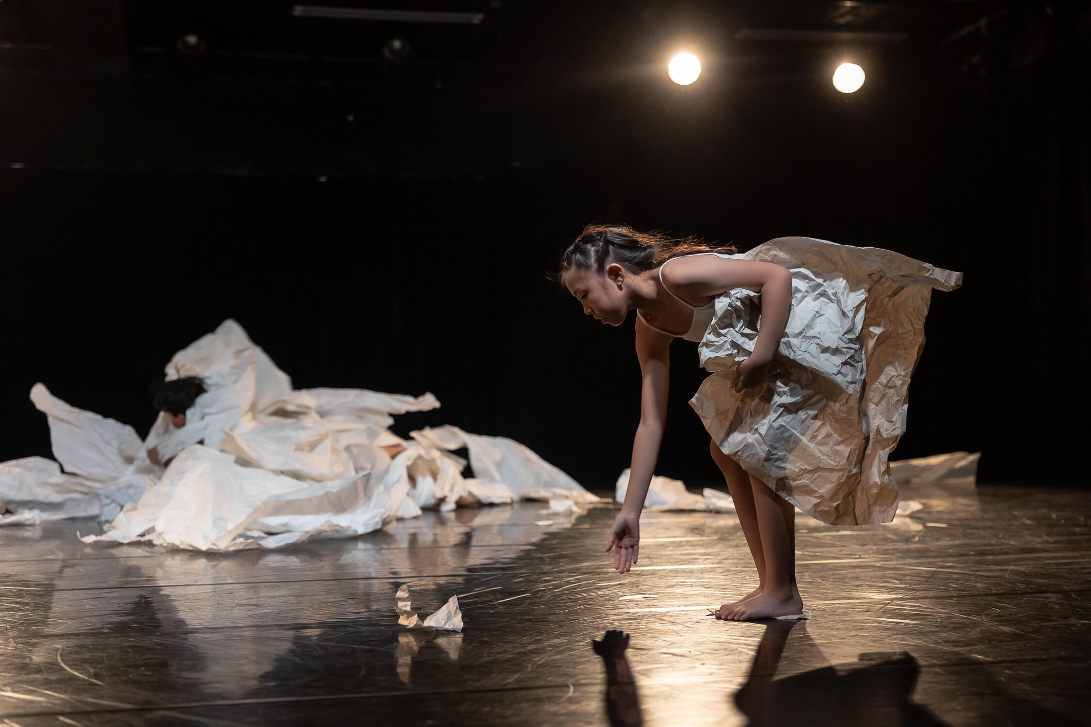 header-decoration-image